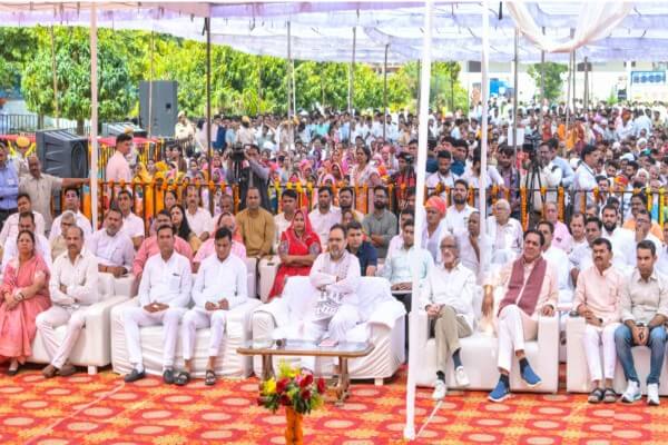 जमा रामगढ़ में मुख्यमंत्री भजनलाल शर्मा ने सुनी ‘मन की बात’, जयपुर ग्रामीण के सांसद राव राजेंद्र सिंह और विधायक कुलदीप भी मौजूद रहे  