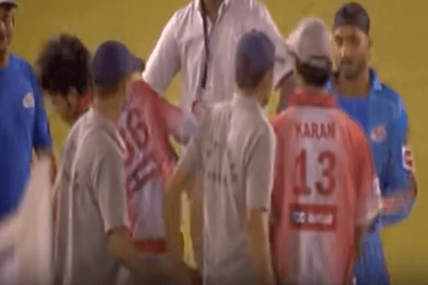 IPL 2008 की अनदेखी फुटेज सामने, हरभजन का थप्पड़ और श्रीसंत के आंसू फिर याद आए