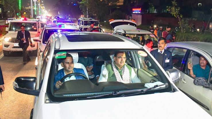 सीएम भजनलाल शर्मा का बड़ा फैसला, काफिलों में घटेगी वाहनों की संख्या; अधिकारियों और जनप्रतिनिधियों को सादगी के निर्देश
