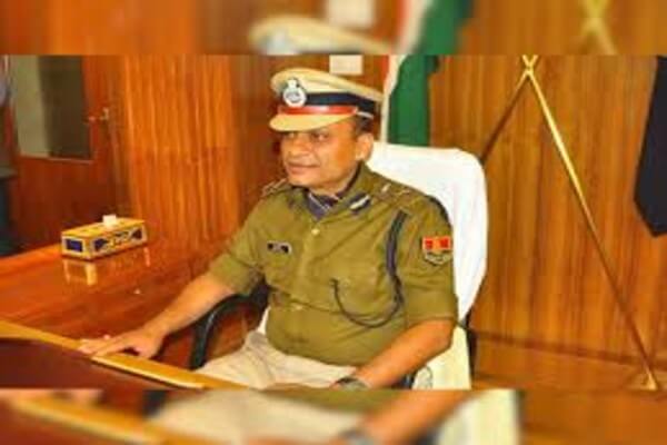 वोटर कार्ड रद्द होने का डर फैलाकर साइबर ठगी का नया जाल — डीजीपी साइबर क्राइम ने दी चेतावनी