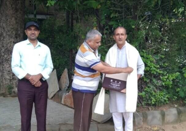 राजस्थान विश्वविद्यालय के प्रो. राजेश पूनिया का गरुड़ पुराण पर गहन शोध करने वाले एकमात्र शोधकर्ता अनुसंधान और शिक्षण कार्यों के लिए सराहना प्राप्त की