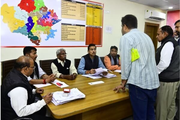 जनता व कार्यकर्ताओं की समस्याओं का समाधान सर्वोच्च प्राथमिकता—कर्नल राज्यवर्धन सिंह राठौड़: 3 दिसंबर को खींवसर व मंजू बाघमार करेंगी कार्यकर्ता सुनवाई