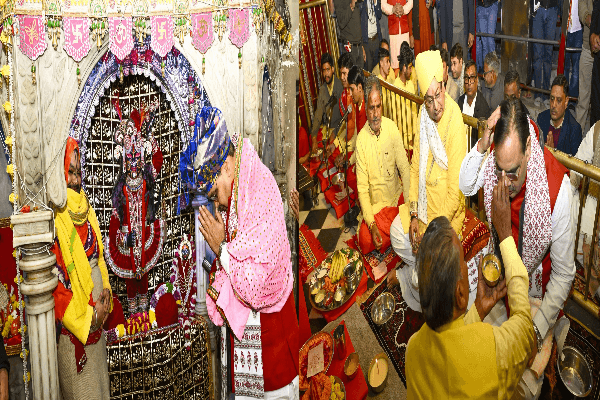 नववर्ष से पूर्व मुख्यमंत्री भजनलाल शर्मा ने किए बालाजी और श्रीनाथजी के दर्शन, प्रदेशवासियों की खुशहाली की कामना