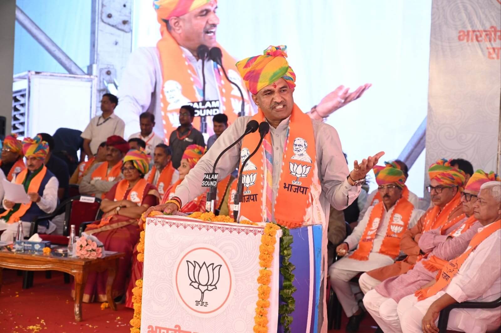केंद्रीय नेतृत्व ने सहज, सरल और जमीन से जुड़े हुए कार्यकर्ता को सौंपी प्रदेश की कमानः सीपी जोशी