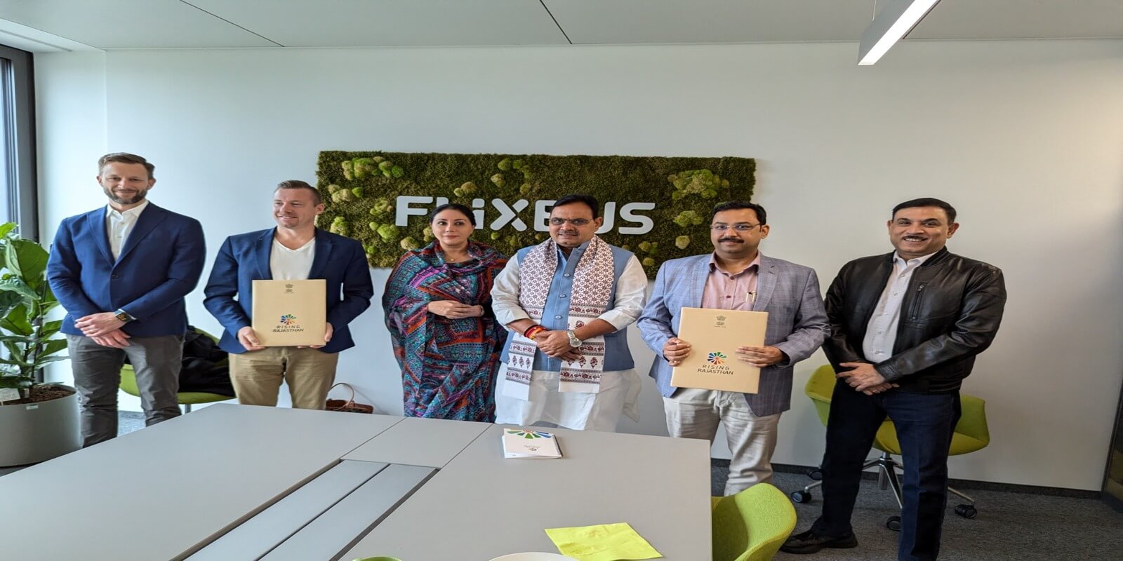 जर्मनी दौरे के तीसरे दिन फ्लिक्स बस के साथ एमओयू पर हस्ताक्षर, राजस्थान में 15 लाख करोड़ के निवेश प्रस्ताव
