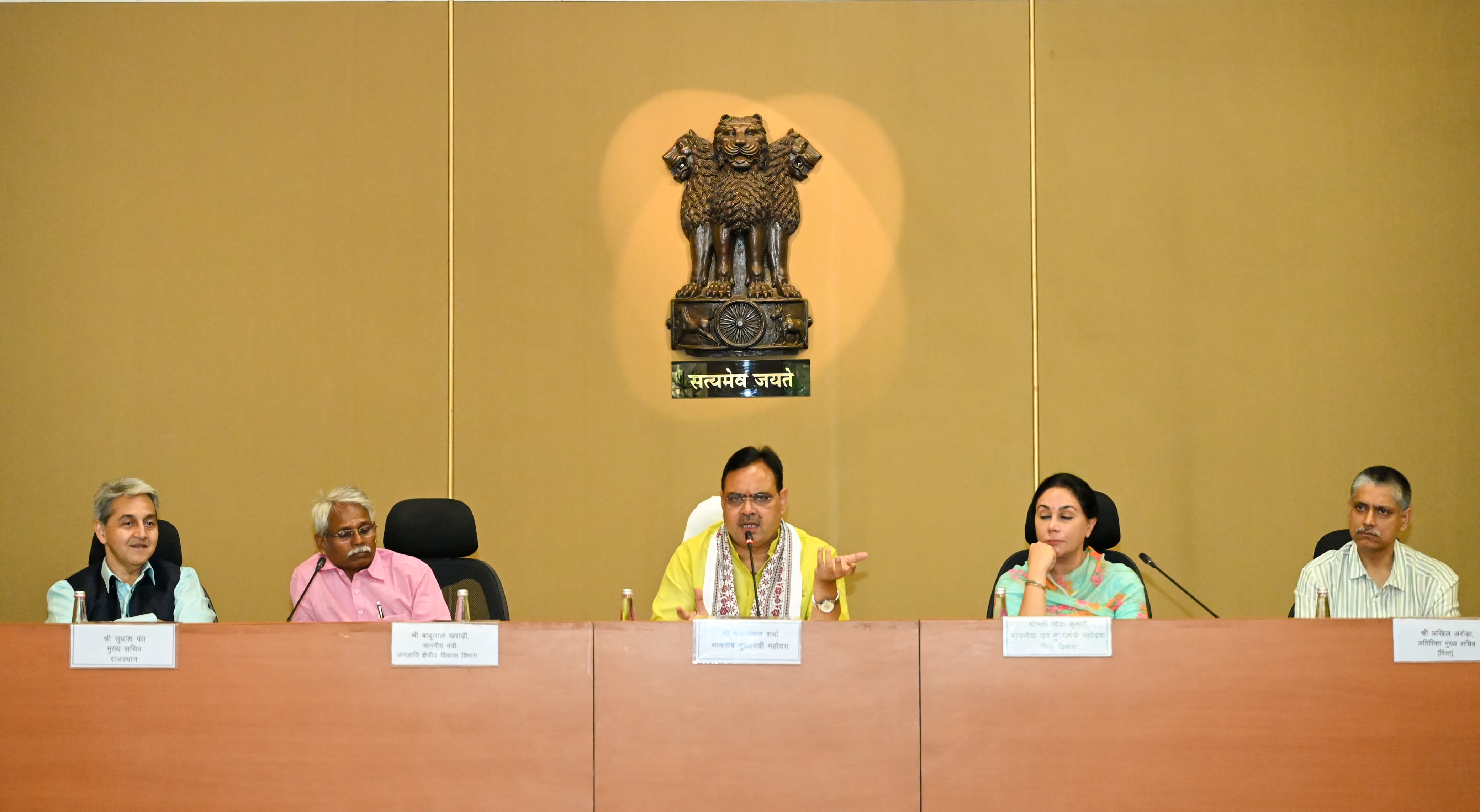 जनजातीय क्षेत्र के प्रतिनिधियों के साथ बजट पूर्व संवाद: अंत्योदय' से हो रहा  आदिवासियों का उत्थान:भजनलाल शर्मा