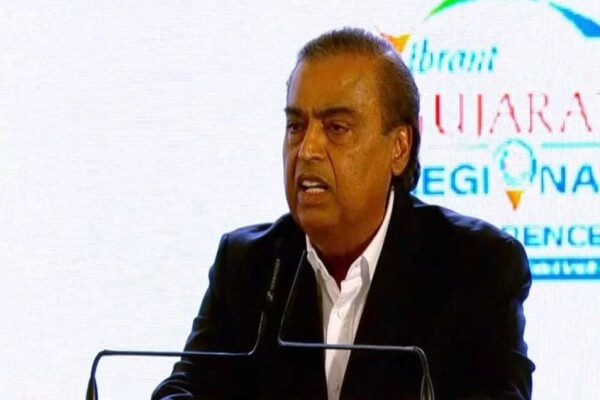 गुजरात में रिलायंस का निवेश ₹7 लाख करोड़ तक बढ़ेगा: मुकेश अंबानी