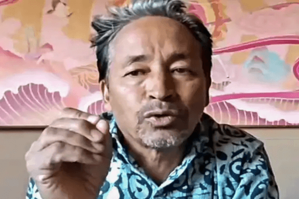 हिंसा के बाद सोशल एक्टिविस्ट सोनम वांगचुक गिरफ्तार, जोधपुर सेंट्रल जेल लाए, लेह में कर्फ्यू और इंटरनेट बंद