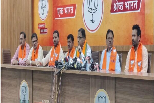 महिला आरक्षण पर भाजपा का कांग्रेस पर आरोप: “सुनियोजित तरीके से विधेयक रोका”, डॉ. राधा मोहनदास अग्रवाल का बयान