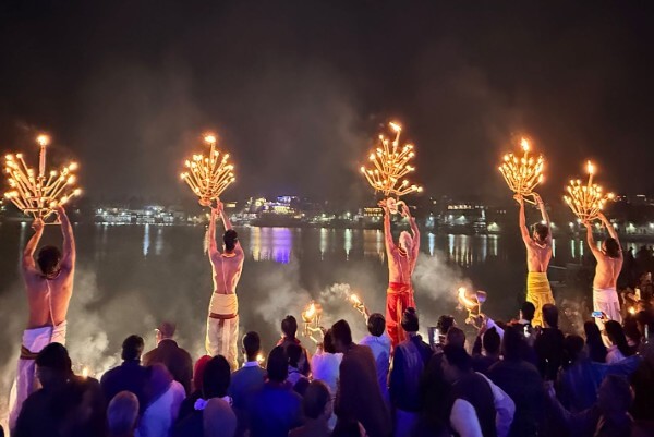 बागेश्वर धाम हनुमंत कथा की सफलता की कामना को लेकर पुष्कर में दिव्य महा आरती 1 फरवरी को