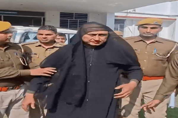 धौलपुर: नाबालिग से दुष्कर्म का आरोपी वृंदावन से गिरफ्तार, बुरका पहनकर छिपा था