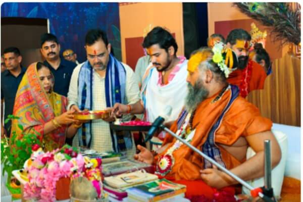 मुख्यमंत्री भजनलाल शर्मा श्री जड़खोर गोधाम में श्रीकृष्ण-बलराम गो आराधन महोत्सव में हुए शामिल