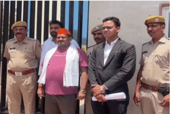 अजमेर दरगाह विवाद: शिव मंदिर दावे की याचिका पर कोर्ट में सुनवाई, 4 आवेदन स्वीकार, 8 खारिज, अगली तारीख 22 जुलाई, 30-30 हजार जमा कराने के निर्देश