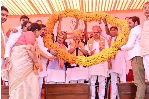 जयपुर में भाजपा के राष्ट्रीय अध्यक्ष नितिन नवीन का स्वागत, बोले— 4 मई को पश्चिम बंगाल में परिवर्तन के साथ लहराएगा भगवा