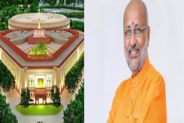 आम आदमी पार्टी के राज्यसभा के सदस्य संजय सिंह ने उपराष्ट्रपति के समक्ष याचिका की पेश,भाजपा में शामिल 7 सांसदों को अयोग्य घोषित करने की मांग