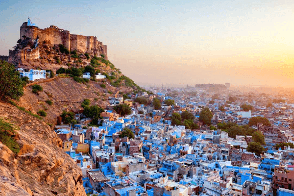 जोधपुर में मंडोर–लाल सागर क्षेत्र में जोरदार धमाका, कई इलाकों में महसूस हुई तेज कंपन — दहशत में लोग, पुलिस कंट्रोल रूम में घंटियों की बौछार