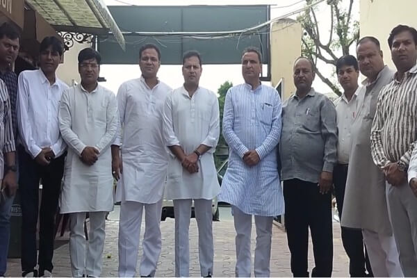 राजस्थान के पूर्व मुख्यमंत्री अशोक गहलोत के सुपुत्र एवं राजस्थान क्रिकेट एसोसिएशन (RCA) के पूर्व अध्यक्ष  वैभव गहलोत तथा राजस्थान पर्यटन विकास निगम (RTDC) के पूर्व अध्यक्ष धर्मेंद्र राठौड़ का 24 जुलाई को अजमेर आगमन