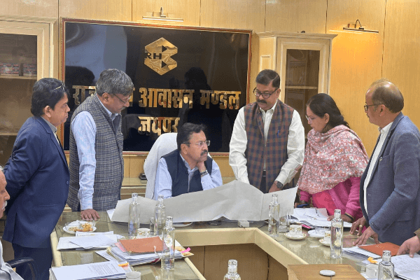 राजस्थान आवासन मंडल की बड़ी सौगात: जयपुर में जल्द ही 160 फ्लैट्स, टोंक और उदयपुर में हजारों भूखंडों की योजना को मंजूरी