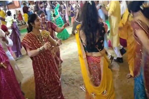 कलश यात्रा एवं डांडिया महोत्सव: छत्रेश्वर महादेव और वैष्णो माता मंदिर में धार्मिक उल्लास,बच्चे, युवा और बुजुर्ग कपल्स ने किया गरबा