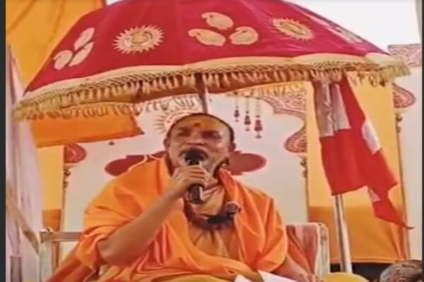 प्रयागराज माघ मेले में शंकराचार्य अविमुक्तेश्वरानंद और प्रशासन के बीच तनाव, गो-रक्षा के मुद्दे पर दिया कड़ा बयान