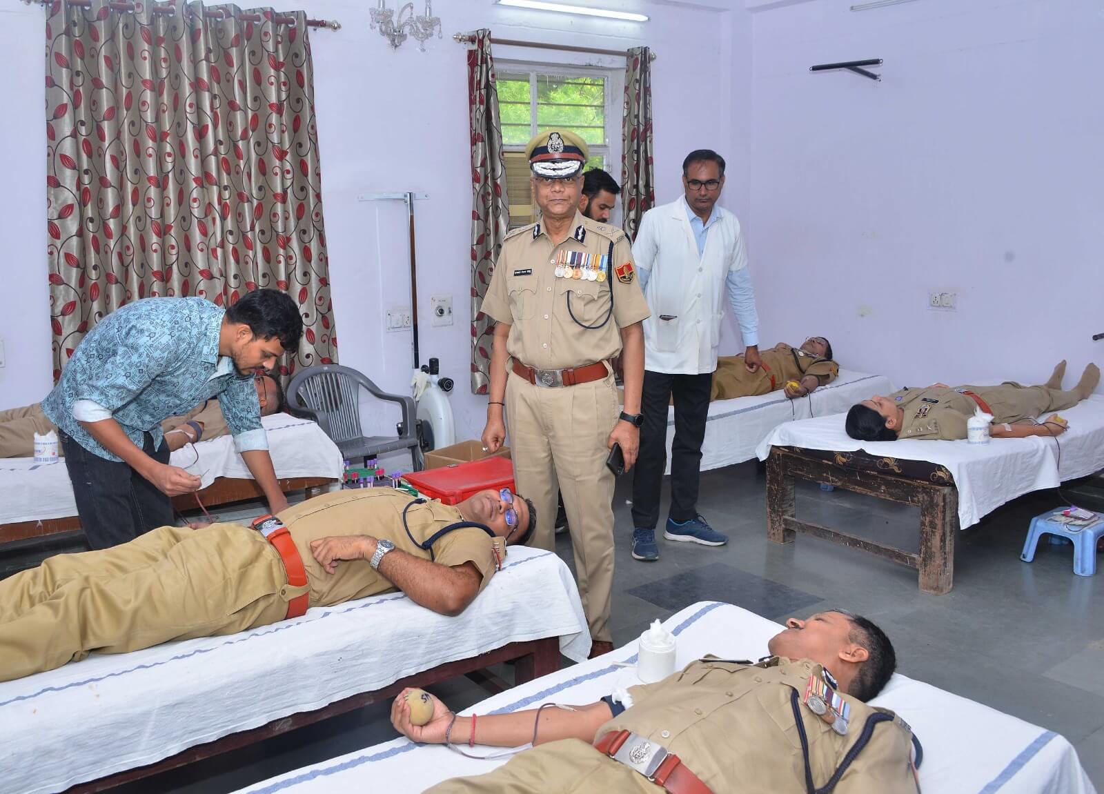 पुलिस शहीद दिवस पर आरपीए में 117 पुलिस अधिकारियों और कर्मियों ने किया रक्तदान