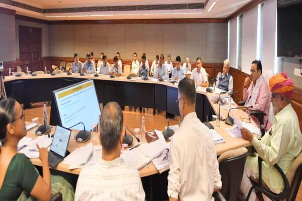 शहरी विकास को नई गति: मुख्यमंत्री भजनलाल शर्मा ने दिए प्रोजेक्ट्स समय पर पूरा करने के निर्देश