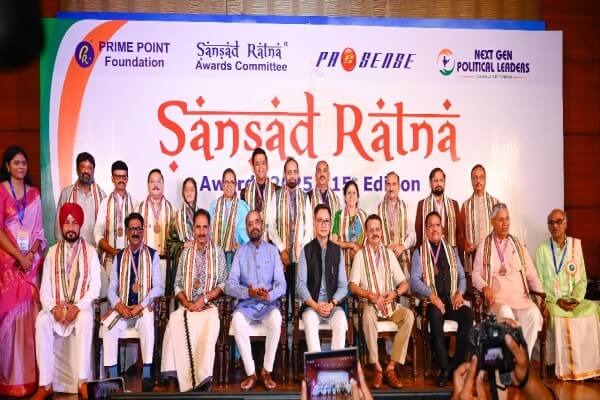 लोकसभा में उत्कृष्ट प्रदर्शन के लिए 17 सांसदों को संसद रत्न पुरस्कार 2025 के लिए चुना गया