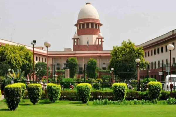 एसआई भर्ती-2021: सुप्रीम कोर्ट ने हाईकोर्ट के आदेश पर लगाई रोक, ट्रेनिंग भी नहीं होगी शुरू