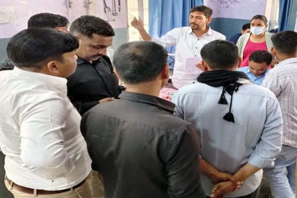 निवाई में मधुमक्खियों का हमला, 50 से ज्यादा लोग घायल 