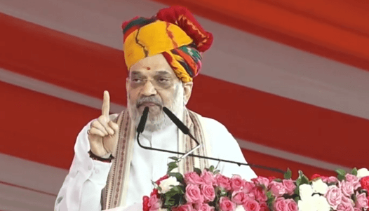 दादिया में अमित शाह का बड़ा ऐलान: दो लाख नए पैक्स, ऊंटनी के दूध पर रिसर्च, और युवाओं को नियुक्ति पत्र