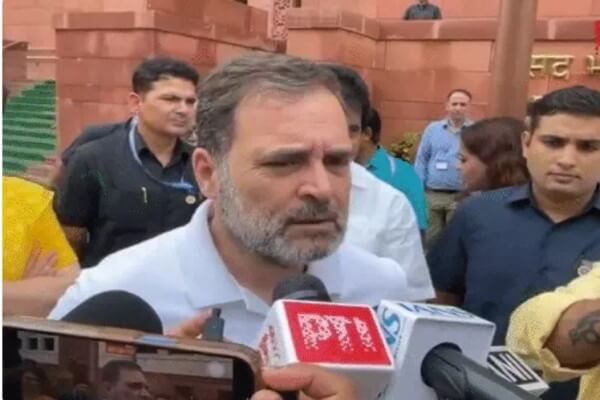 राहुल गांधी ने ट्रम्प के 'मृत अर्थव्यवस्था' बयान का किया समर्थन, कहा- पूरी दुनिया जानती है भाजपा ने अडाणी के लिए बर्बाद की अर्थव्यवस्था