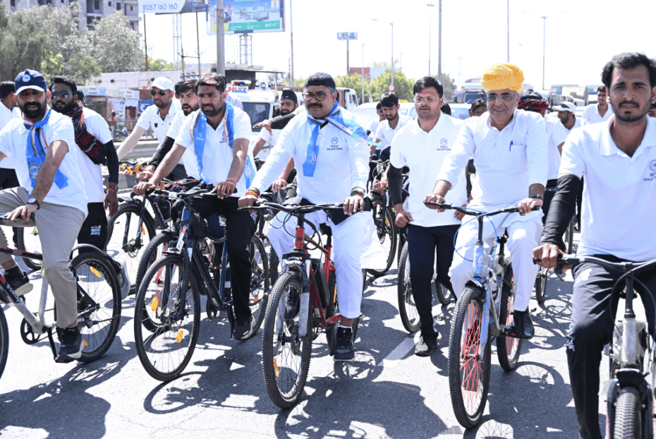 NSUI की ‘नशा छोड़ो, जीवन जोड़ो’ साइकिल यात्रा जयपुर पहुंची, नेता प्रतिपक्ष टीकाराम जूली ने किया स्वागत