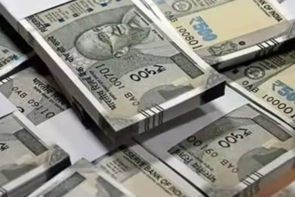 43 लाख के नकली नोट बरामद , एसओजी ने दो बदमाशों को पकड़ा, पहली बार नोटों पर वाटरमार्क और सिक्योरिटी फीचर मिले
