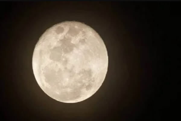 करवा चौथ पर चांद का इंतजार खत्म, जानें राजस्थान के प्रमुख शहरों में कब होगा दीदार