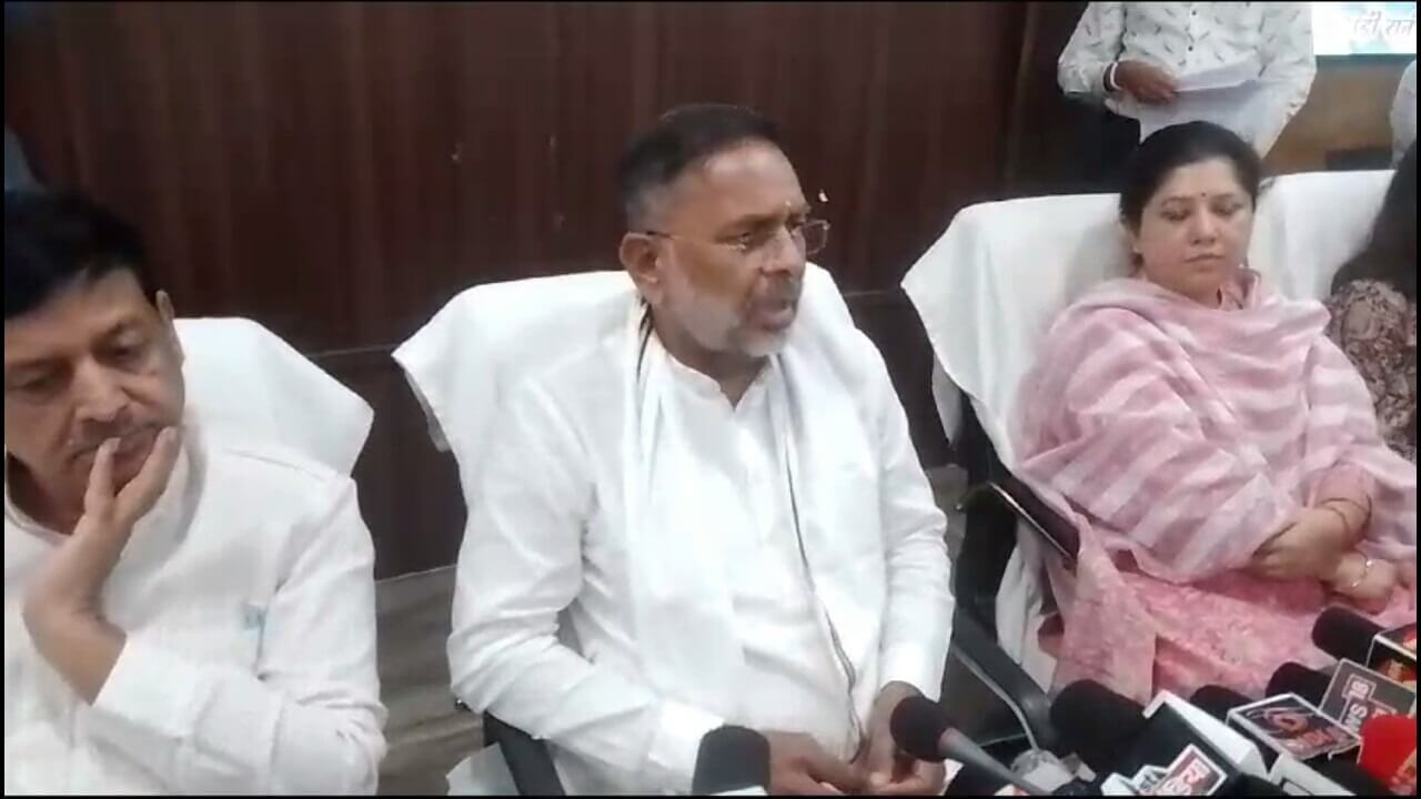 बिजली का उत्पादन 64 प्रतिशत पहुंचा ,कांग्रेस ने पांच साल में बढाया बिजली का कर्जा व घटाया उत्पादन : हीरा लाल नागर