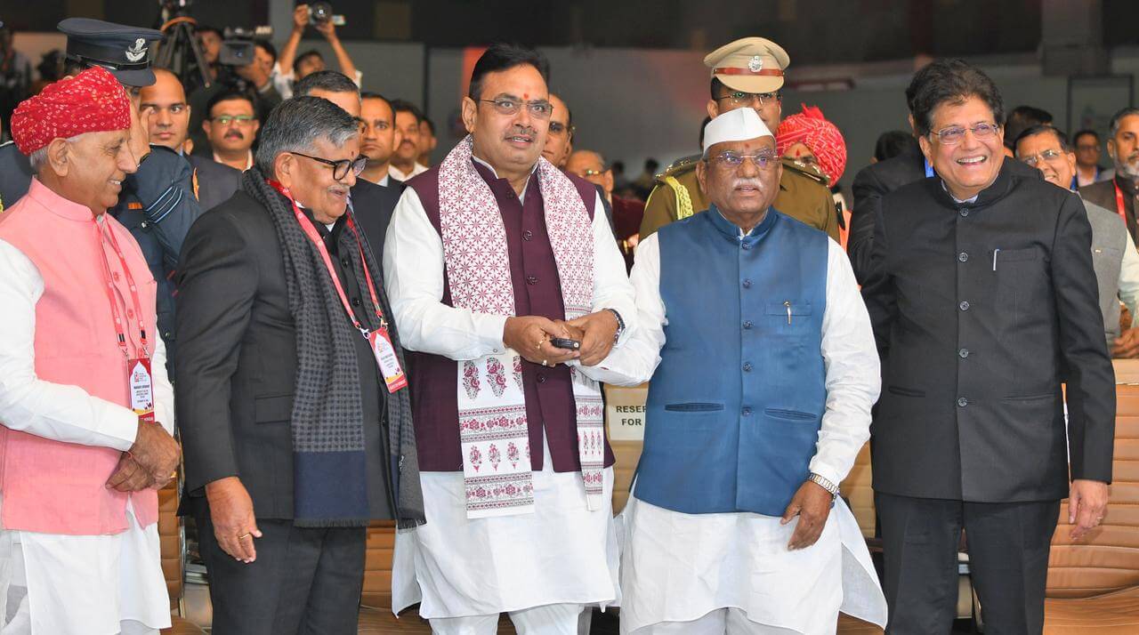 जयपुर में पहला प्रवासी राजस्थानी दिवस: मुख्यमंत्री भजनलाल शर्मा ने किया उद्घाटन, ₹1 लाख करोड़ से अधिक के निवेश प्रस्तावों की ग्राउंड ब्रेकिंग — राजस्थान में औद्योगिक विकास की नई राह