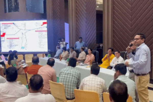 खाटूश्यामजी मंदिर कॉरिडोर और शेखावाटी हवेलियों के संरक्षण को लेकर डिप्टी सीएम दीया कुमारी ने की समीक्षा, तीर्थ स्थल के विकास की कार्य योजना तैयार