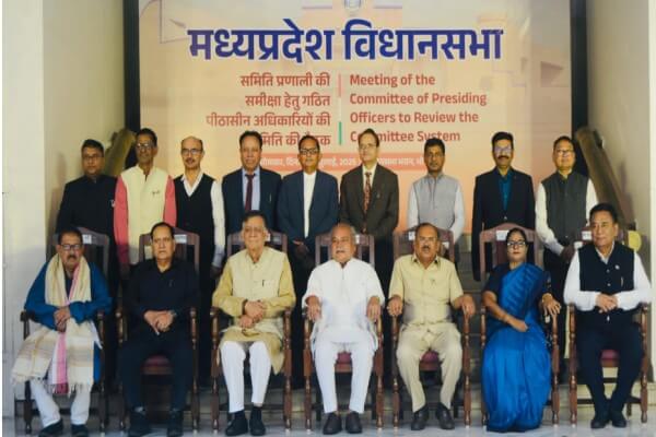 विधानसभा समितियों को सुदृढ़ बनाने के लिए विधानसभा अध्यक्ष देवनानी ने दिए महत्वपूर्ण सुझाव,अगली बैठक जयपुर में करने का रखा प्रस्ताव