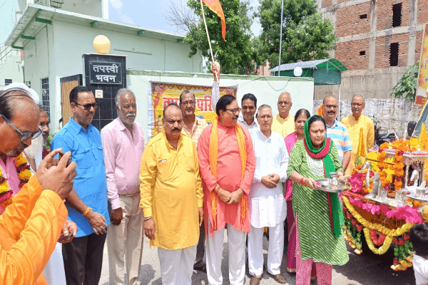 तपस्वी भवन पर गायत्री माता रथ यात्रा का भव्य स्वागत एवं पूजन