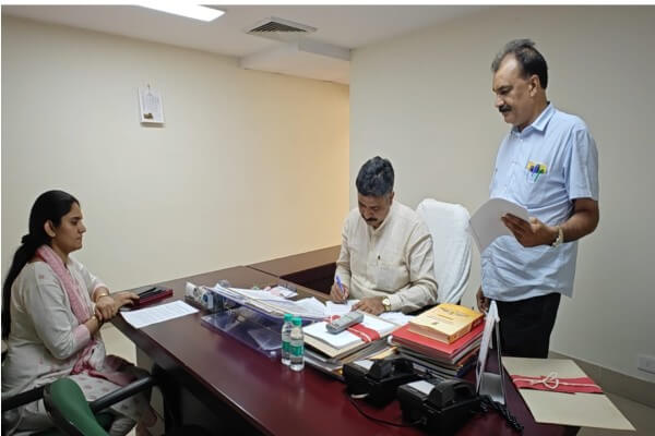 11 दिन बाद विधानसभा पहुंचे नेता प्रतिपक्ष टीकाराम जूली, निपटाए जरूरी कामकाज