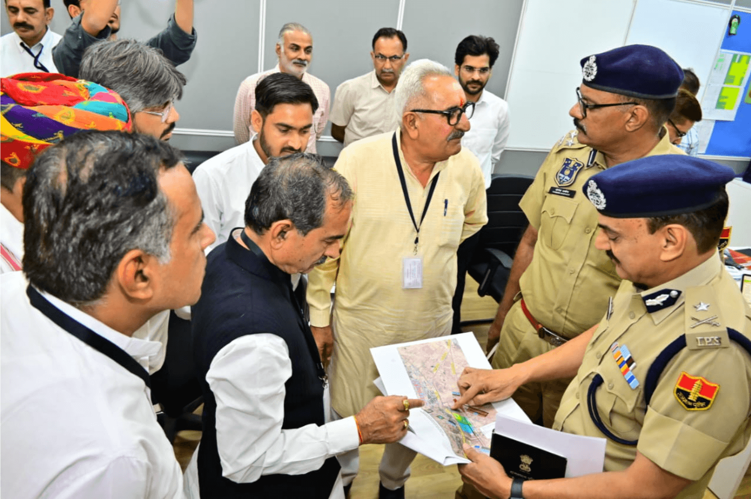 रिफाइनरी परियोजना पर सियासी संग्राम: भाजपाअध्यक्ष मदन राठौड़ का गहलोत पर पलटवार, कहा— “बयान भ्रामक और तथ्यहीन”