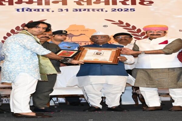 तरंग अरोड़ा को राज्यपाल बागड़े ने किया राजस्थान गौरव पुरस्कार से सम्मानित
