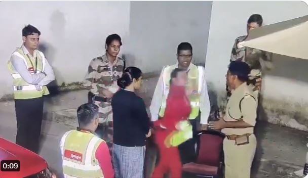 जयपुर एयरपोर्ट पर स्पाइस जेट की क्रू मेंबर ने केंद्रीय सीआईएसएफ के एएसआई को थप्पड़ मारा, पुलिस में मामला दर्ज, स्पाइसजेट का आरोप महिला स्टाफ से किया दुर्व्यवहार