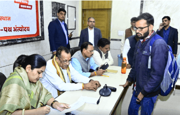 भाजपा प्रदेश कार्यालय में कार्यकर्ता सुनवाई: मंत्रियों ने सुनी समस्याएं, मौके पर दिए समाधान के निर्देश