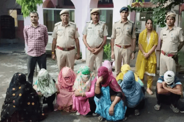 दौसा में देह व्यापार का भंडाफोड़: होटल में छापेमारी, 8 महिलाएं और 2 पुरुष गिरफ्तार