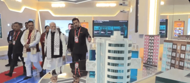 पीएम मोदी का कार्यक्रम लाइव देखें: राजस्थान ग्लोबल इनवेस्टमेंट समिट का उद्घाटन, राजस्थान राइजिंग और रिलायबल: प्रधानमंत्री मोदी ने किया राजस्थान की विकास यात्रा का गुणगान