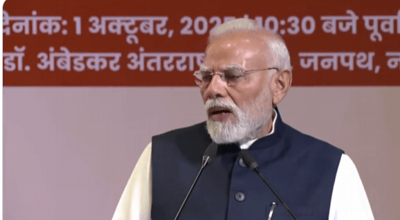 RSS शताब्दी समारोह में बोले प्रधानमंत्री मोदी – "संघ राष्ट्र चेतना का पुण्य अवतार है"स्मारक डाक टिकट और सिक्का भी किया जारी 