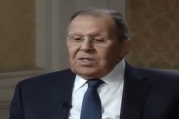 अमेरिका भारत पर रूस से सस्ता तेल न खरीदने का दबाव बना रहा है: सर्गेई लावरोव