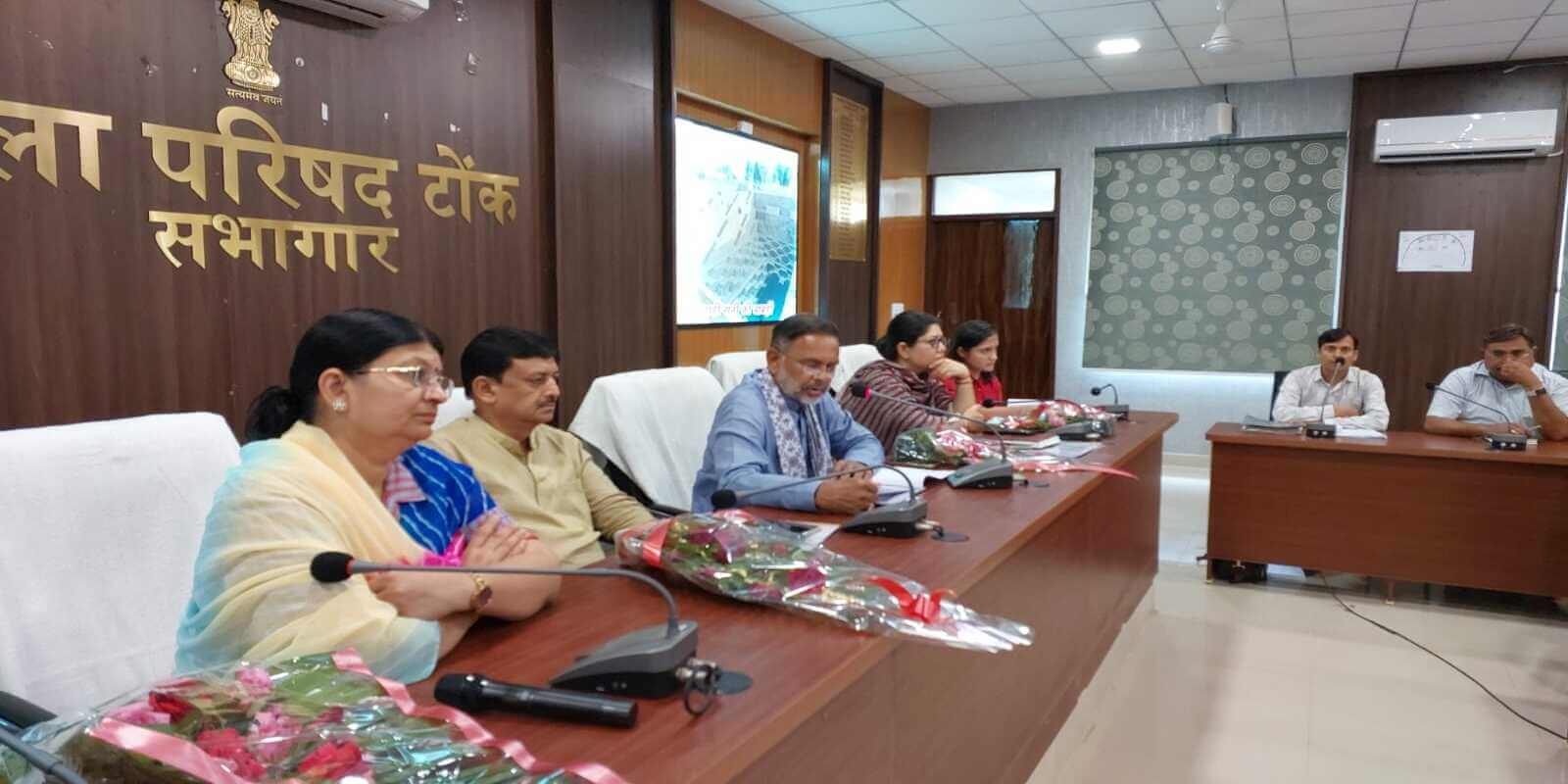 बजट घोषणाओं के समयबद्ध क्रियान्वयन में लापरवाही नहीं हो: हीरा लाल नागर