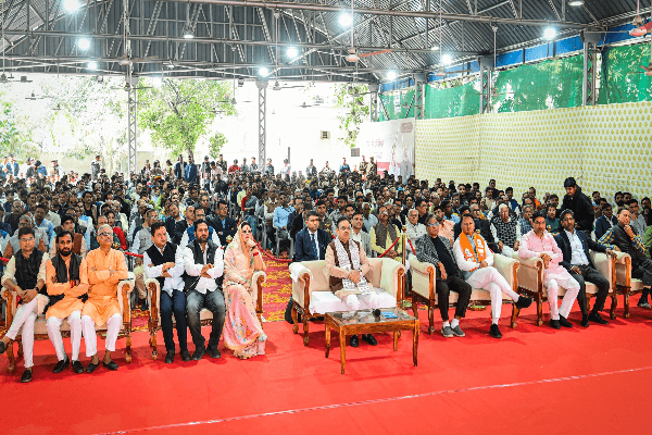 मुख्यमंत्री भजनलाल शर्मा ने सांगानेर में आमजन के साथ सुना प्रधानमंत्री मोदी का ‘मन की बात’ कार्यक्रम, आत्मनिर्भर भारत के संकल्प को दोहराया